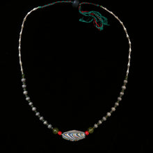 Load image into Gallery viewer, 34 Pelangi bead centerpiece necklace